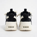 SoftSlipsy Star Platform Sneakers – Black & White Chunky Y2K Streetwear Shoes – Height Boost Casual Trainers