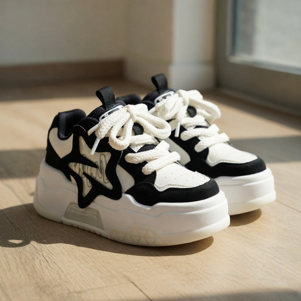 SoftSlipsy Star Platform Sneakers – Black & White Chunky Y2K Streetwear Shoes – Height Boost Casual Trainers