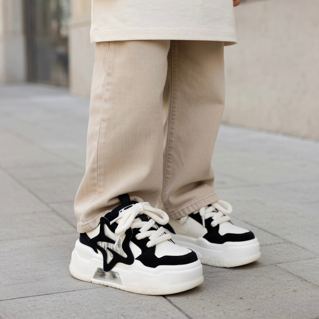 SoftSlipsy Star Platform Sneakers – Black & White Chunky Y2K Streetwear Shoes – Height Boost Casual Trainers