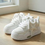 SoftSlipsy White Star Platform Sneakers – Chunky Y2K Streetwear Shoes – Height Boost Trainers