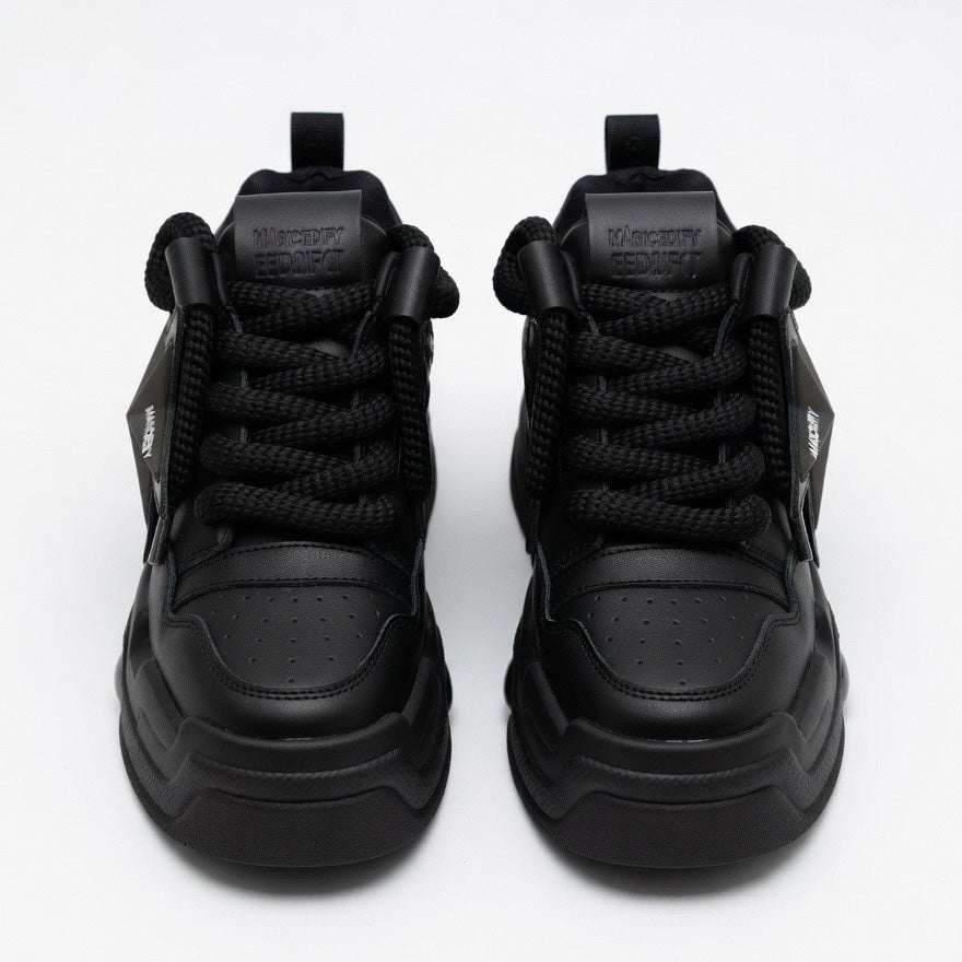 SoftSlipsy Black Star Platform Sneakers – All Black Chunky Y2K Streetwear Shoes – Height Boost Trainers