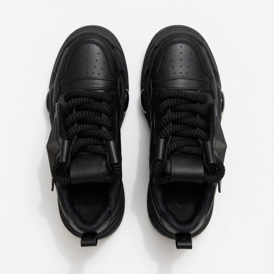 SoftSlipsy Black Star Platform Sneakers – All Black Chunky Y2K Streetwear Shoes – Height Boost Trainers