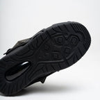 SoftSlipsy Black Star Platform Sneakers – All Black Chunky Y2K Streetwear Shoes – Height Boost Trainers