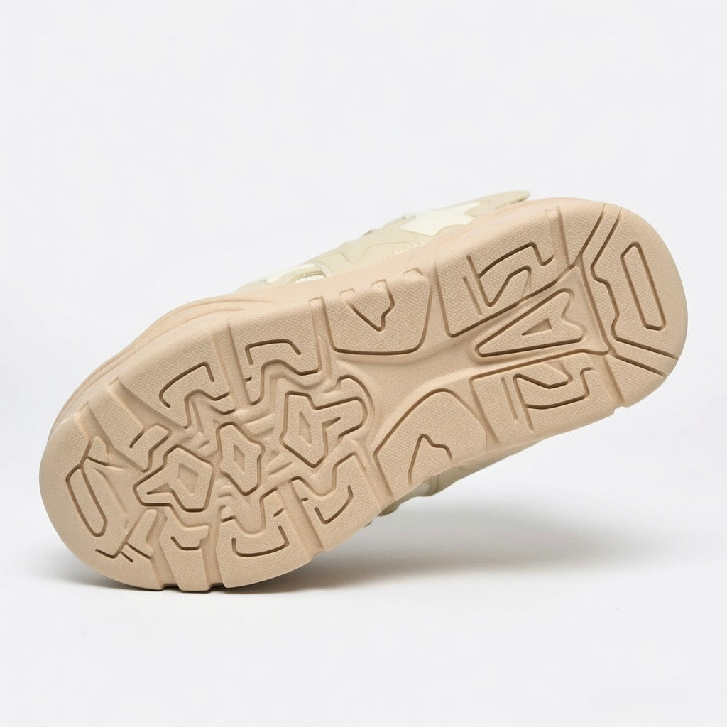 SoftSlipsy Beige Star Platform Sneakers – Chunky Neutral Y2K Streetwear Trainers – Height Boost Shoes