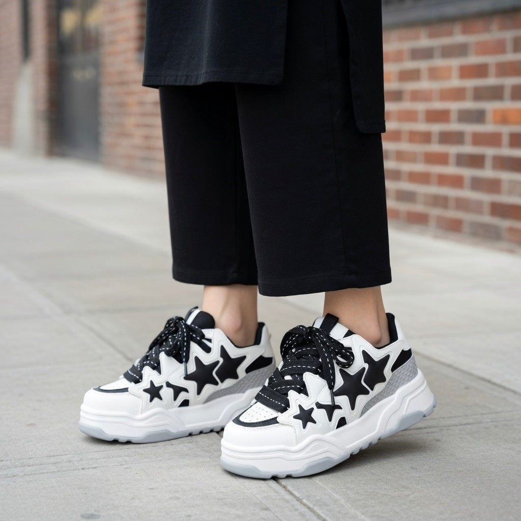 SoftSlipsy Black White Star Platform Sneakers – Chunky Y2K Streetwear Trainers – Height Boost Casual Shoes