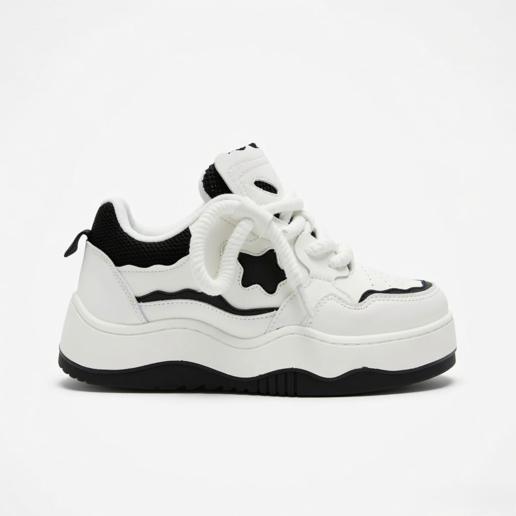SoftSlipsy Black White Star Platform Sneakers – Chunky Y2K Streetwear Trainers – Casual Height Boost Shoes