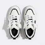 SoftSlipsy Black White Star Platform Sneakers – Chunky Y2K Streetwear Trainers – Casual Height Boost Shoes