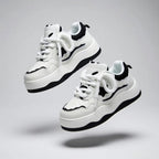 SoftSlipsy Black White Star Platform Sneakers – Chunky Y2K Streetwear Trainers – Casual Height Boost Shoes