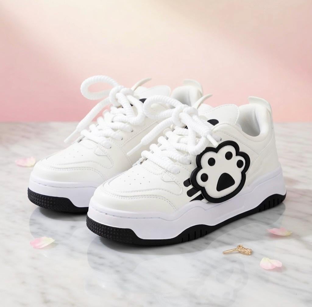 SoftSlipsy Cat Paw Platform Sneakers: Kawaii Chunky Streetwear Trainers