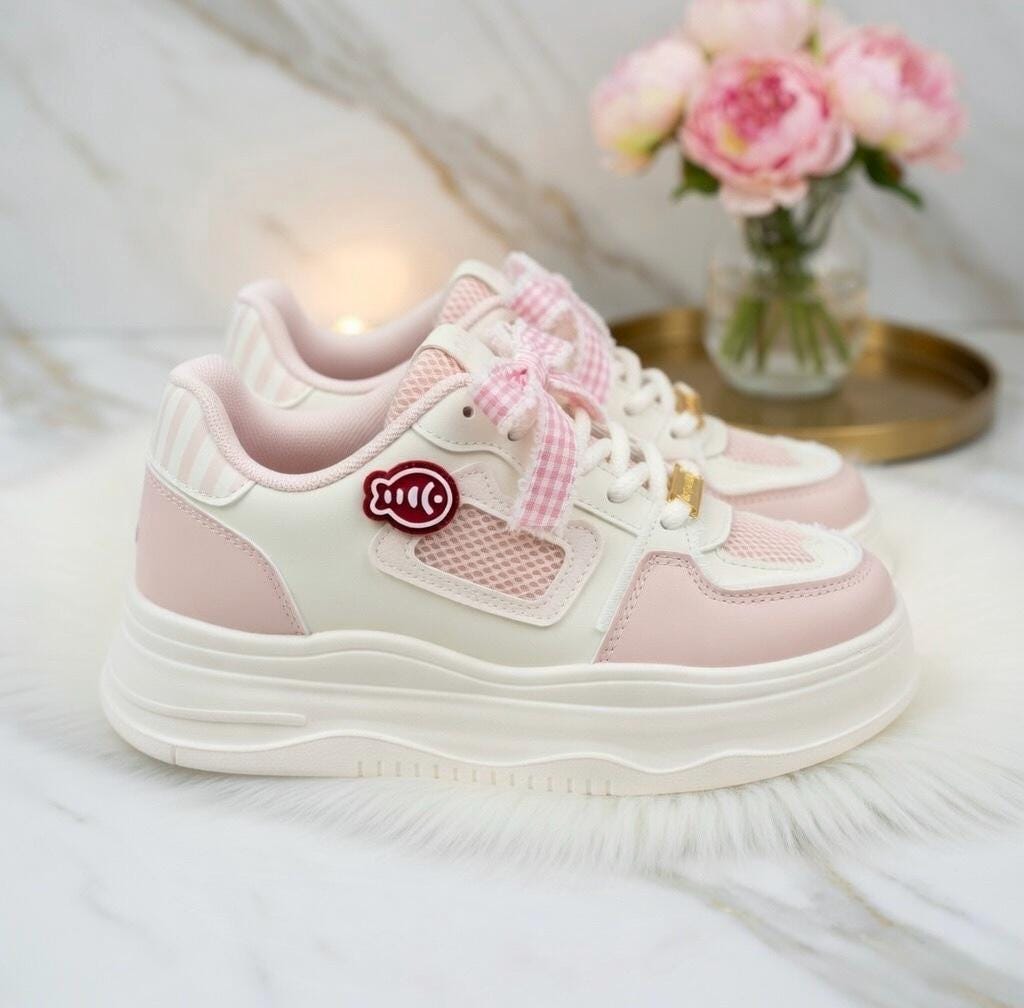 SoftSlipsy Kawaii Cat Platform Sneakers Women – Minimalist Streetwear Trainers
